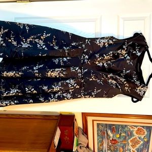 Sue Wong NWT Tea-Length Black Dress with Silver Embroidered Flowers
